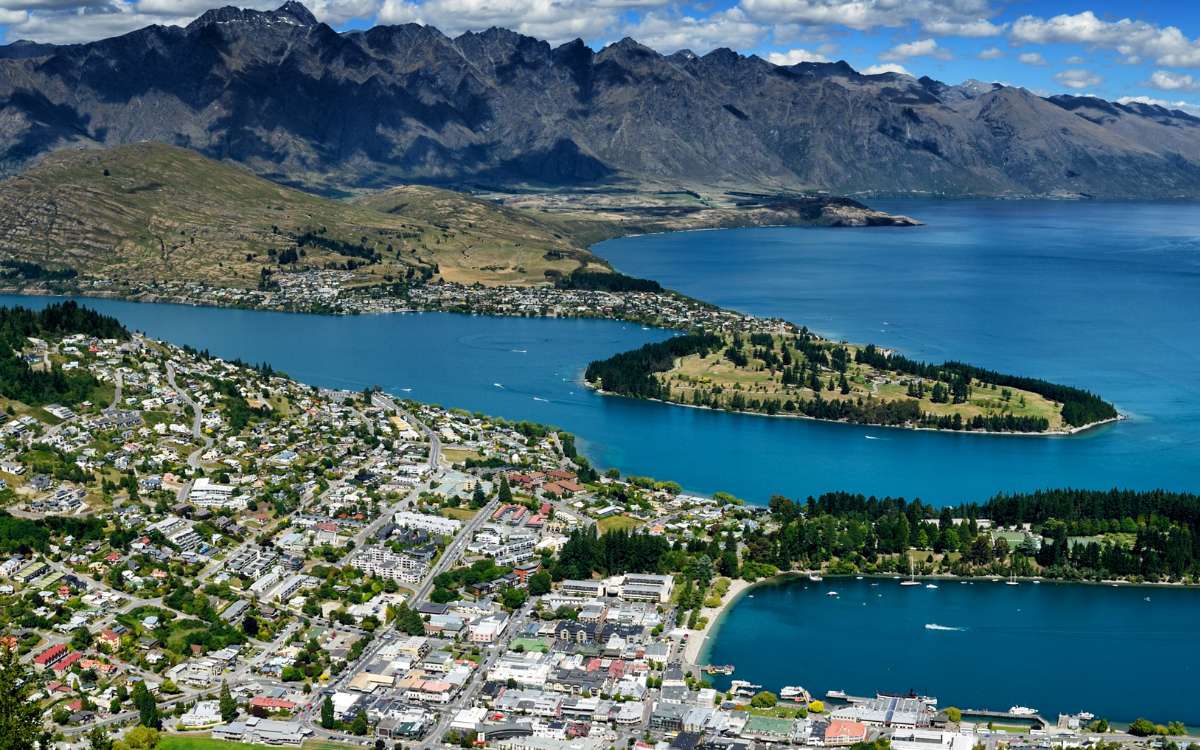 Things to do in Queenstown with Kids Featured image