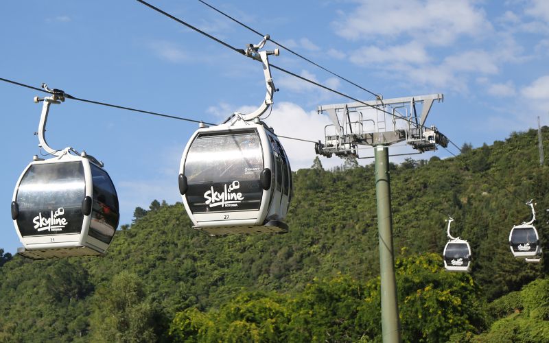 Things to do in Queenstown with Kids_Queenstown Gondola